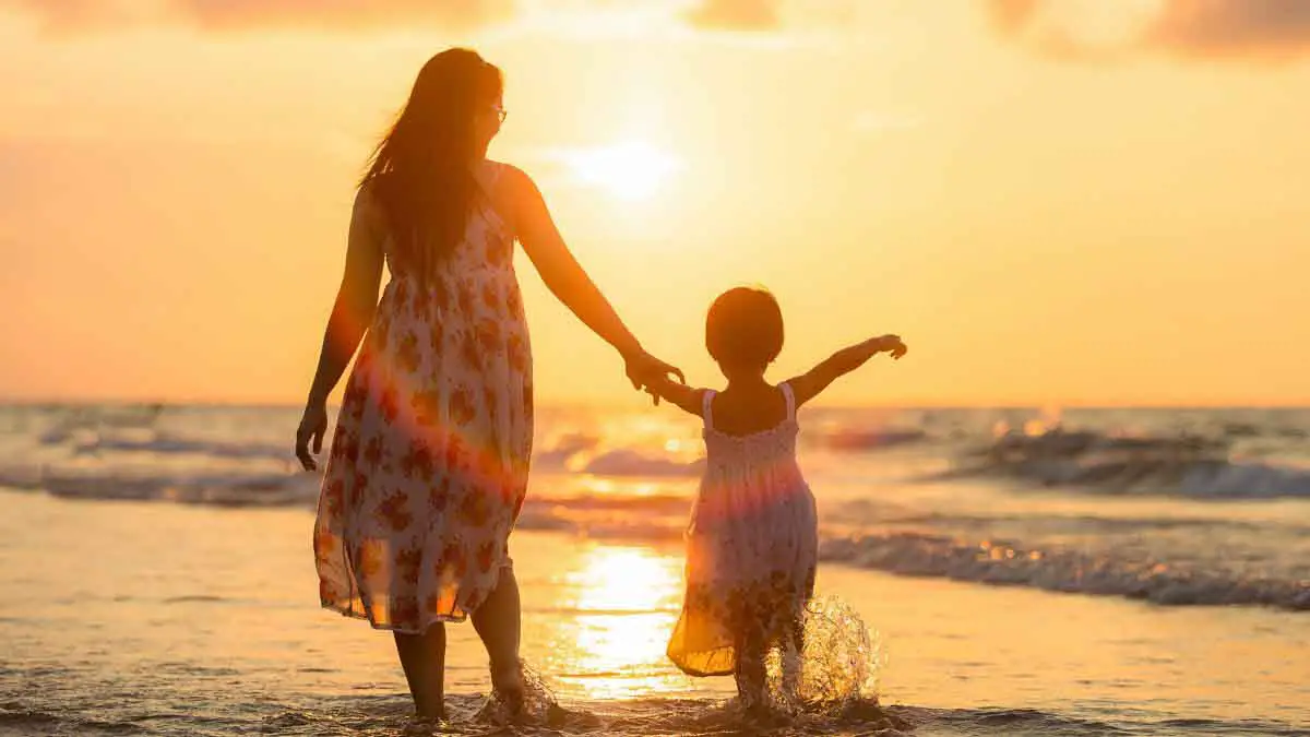 50 Mother's Day Quotes from Daughter Treasury of Love for Mom